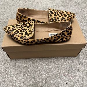 Steve Madden Leopard Flats